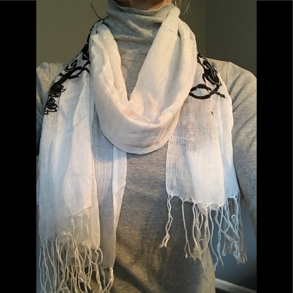 pashmina Accessories - Sparrow & Filigree Pashmina